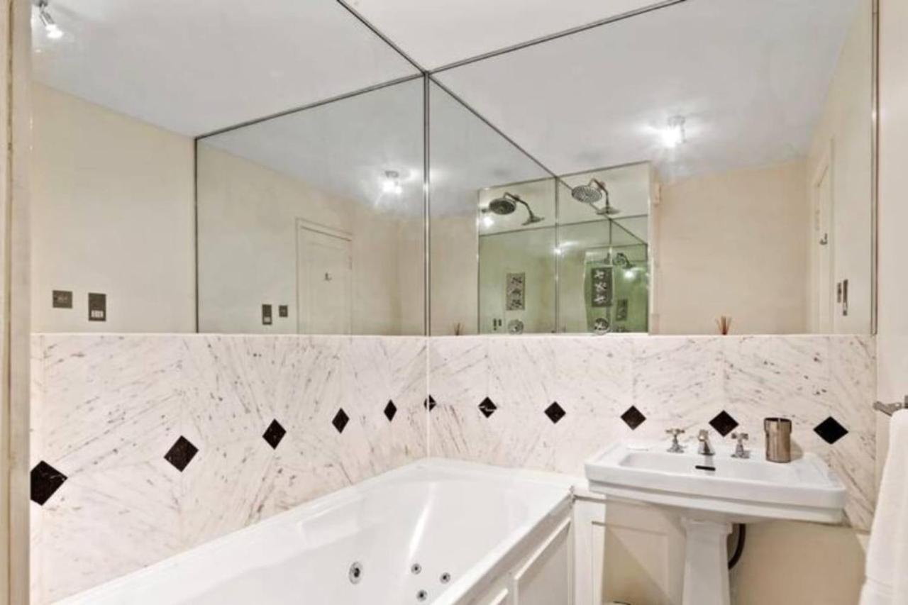 Bright 2 Bedroom Near The Natural History Museum London Bagian luar foto